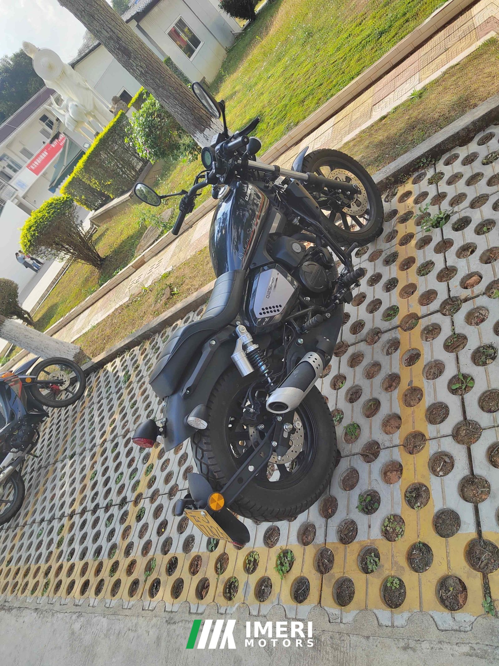 2023 QJMOTOR Flash 150
