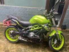 Benelli TNT 300 / BN 302S - photo 1