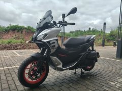 Aprilia SR GT 200 - ფოტო 2
