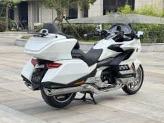 Honda Gold Wing GL1800 - ფოტო 3