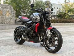 Triumph Trident 660 - ფოტო 1