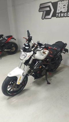 Benelli TNT 300 / BN 302S - ფოტო 7