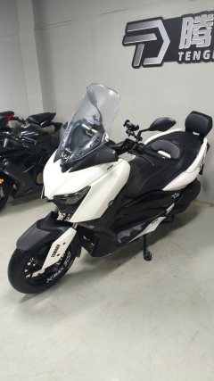 Yamaha XMAX 300 cc - ფოტო 4