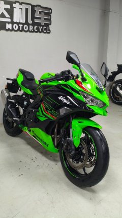 Kawasaki ZX-4R 400 cc - ფოტო 4