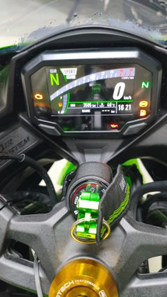 Kawasaki ZX-4R 400 cc - ფოტო 5