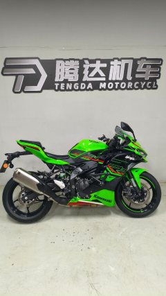 Kawasaki ZX-4R 400 cc - ფოტო 8