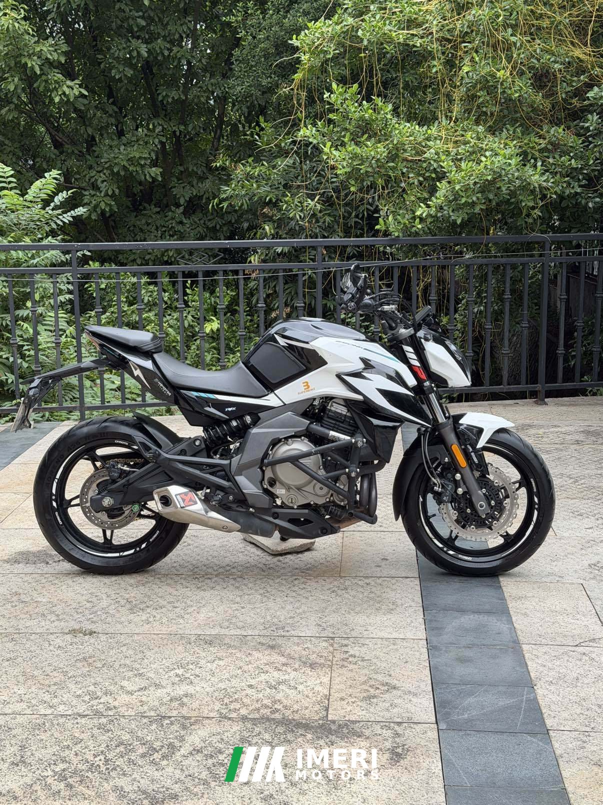 2022 CFMOTO 650NK