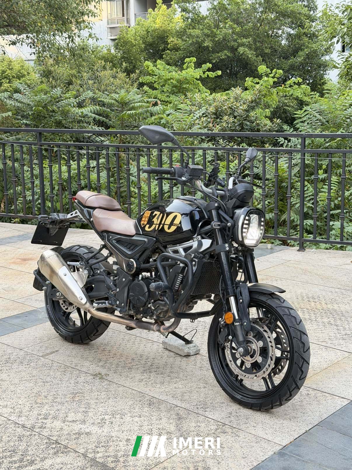 2021 Voge 300AC