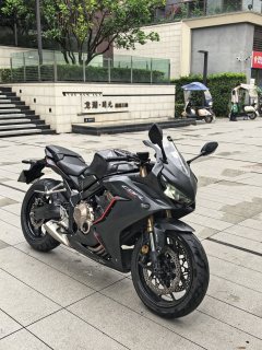 Honda CBR650R - ფოტო 1