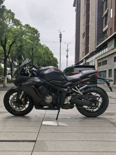 Honda CBR650R - ფოტო 4