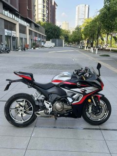 QJMOTOR Roewe i5 550 / Sai 550 *(Context-dependent, usually referring to the motorcycle "Sai 550" or Roewe car v - ფოტო 5