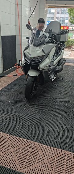 BMW C 400 350 cc - ფოტო 1