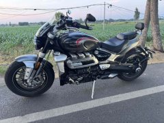 Triumph Rocket 3 2500 cc - ფოტო 5