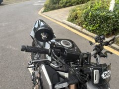 Honda CB650R - photo 5
