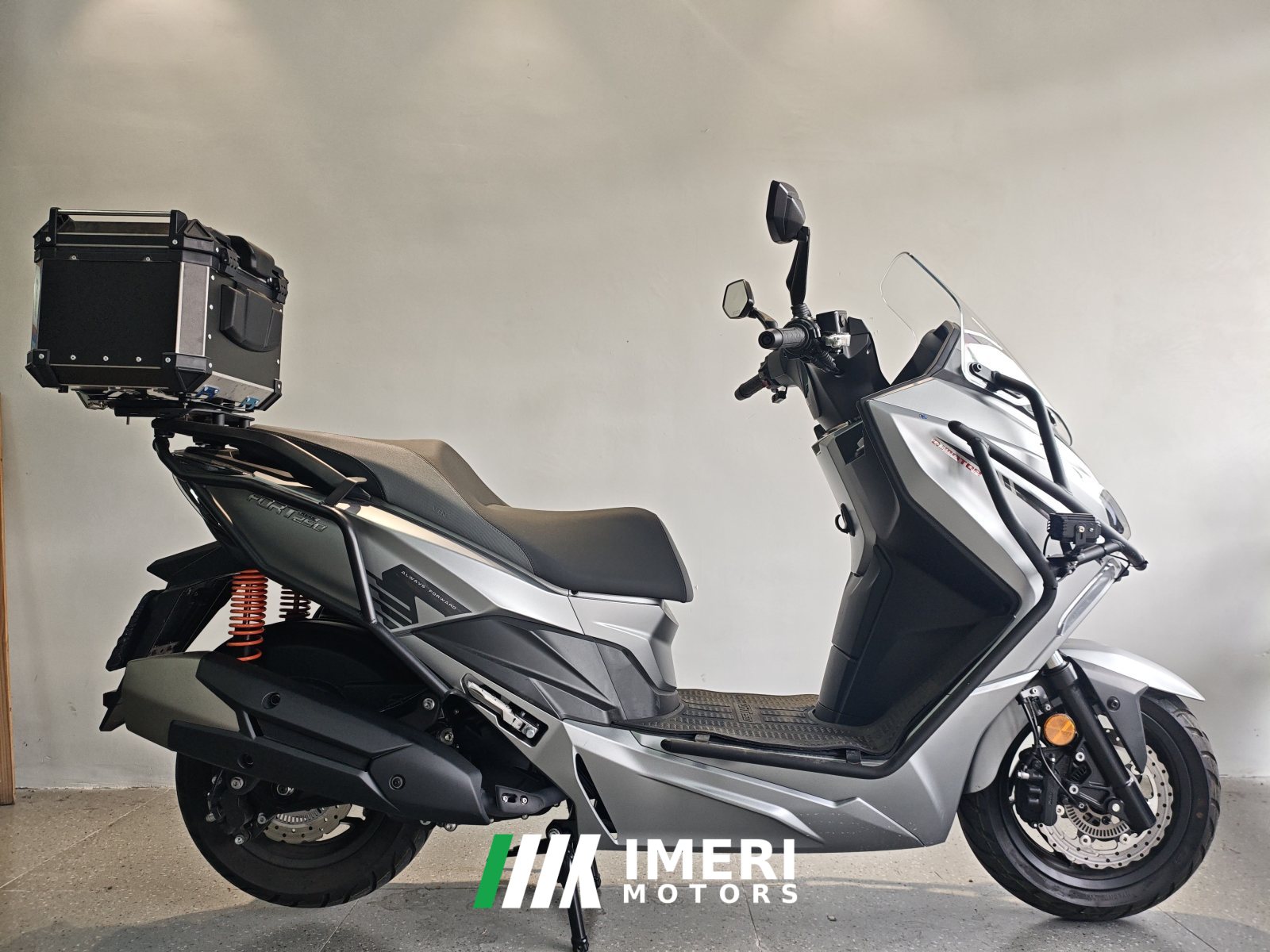2025 QJMOTOR Hong 250