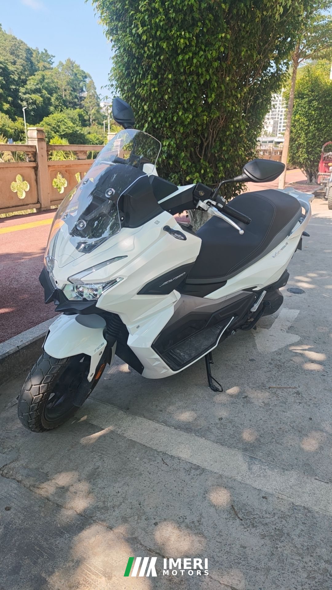 Dayang V-Ray ADV350 - motorcycle from China