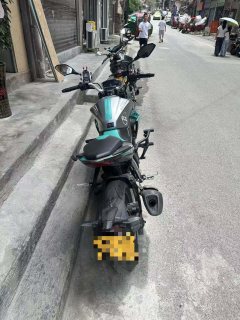 Voge 300R - ფოტო 3