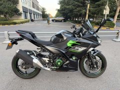 Kawasaki Ninja 400 - ფოტო 4