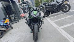 Kawasaki Z1000 - ფოტო 2
