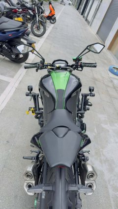 Kawasaki Z1000 - ფოტო 4