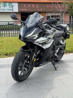 Honda CBR400R - ფოტო 10