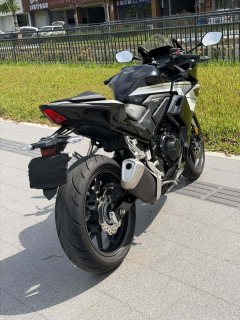 Honda CBR400R - ფოტო 4