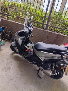 QJMOTOR 150RS - ფოტო 1