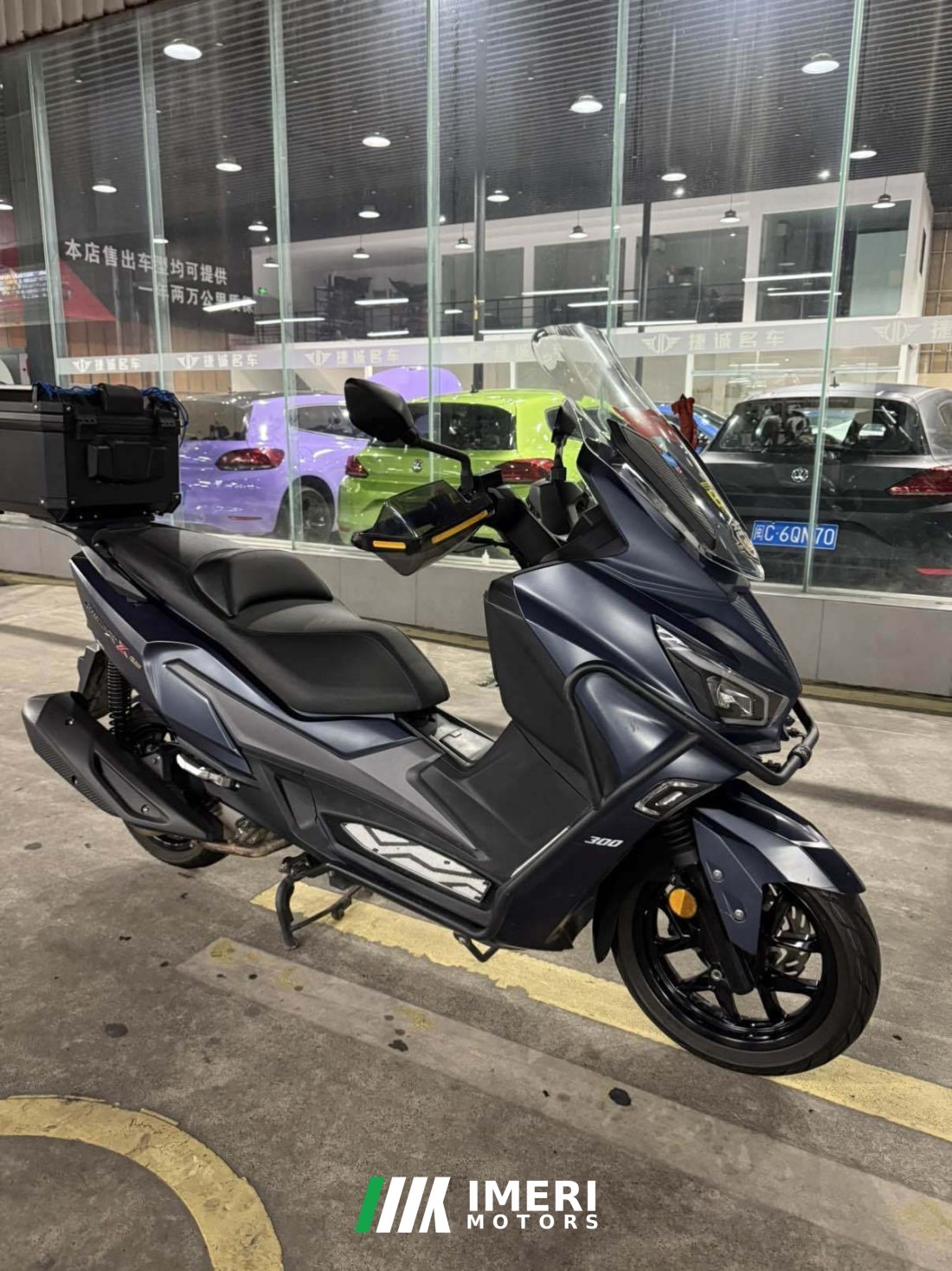 SYM Joymax Z 300 - motorcycle from China