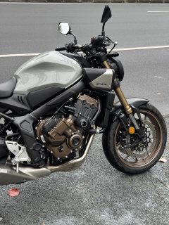 Honda CB650R - ფოტო 4
