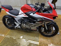QJMOTOR Roewe i5 550 / Sai 550 *(Context-dependent, usually referring to the motorcycle "Sai 550" or Roewe car v - ფოტო 9