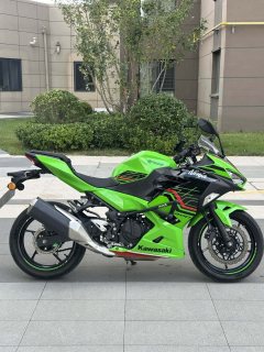 Kawasaki Ninja 400 - ფოტო 3
