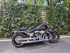 Harley-Davidson Breakout 1923 cc - ფოტო 6