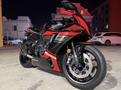 Yamaha YZF-R1 1000 cc - ფოტო 1