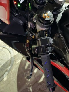 Yamaha YZF-R1 1000 cc - ფოტო 4