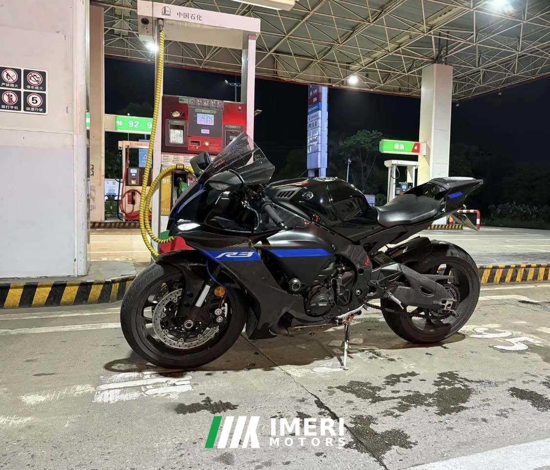 2022 Yamaha YZF-R1 1000 cc
