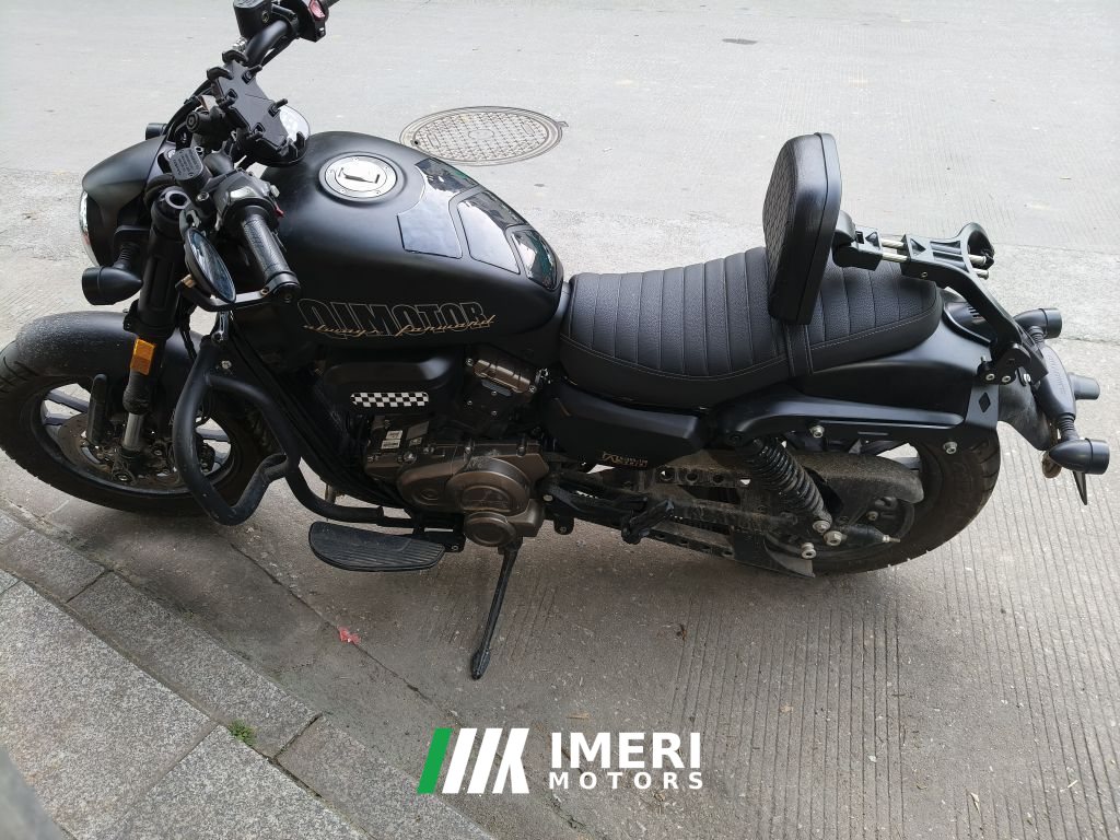 QJMOTOR Flash 300 - motorcycle from China