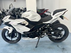 Kawasaki Ninja 400 - ფოტო 6