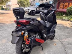 Yamaha XMAX 300 cc - ფოტო 6