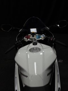 Zhangxue Motorcycles 820RR - ფოტო 9