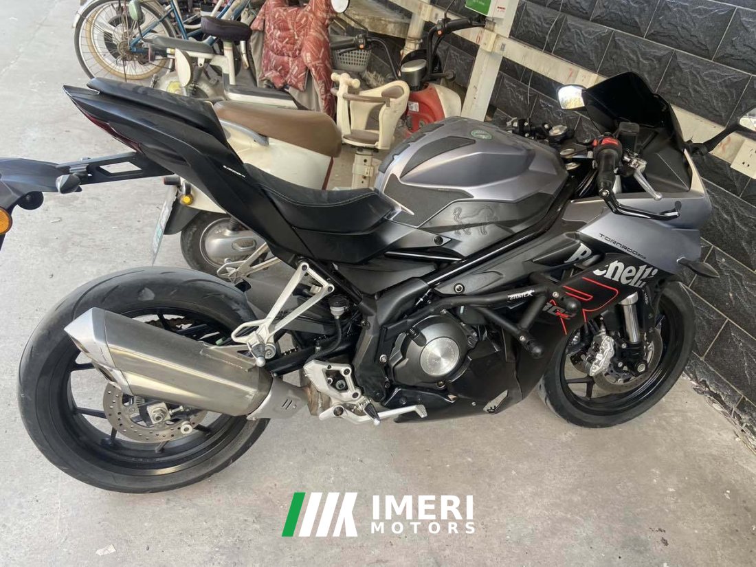 Benelli Tornado 302R 300 cc - мотоцикл из Китая