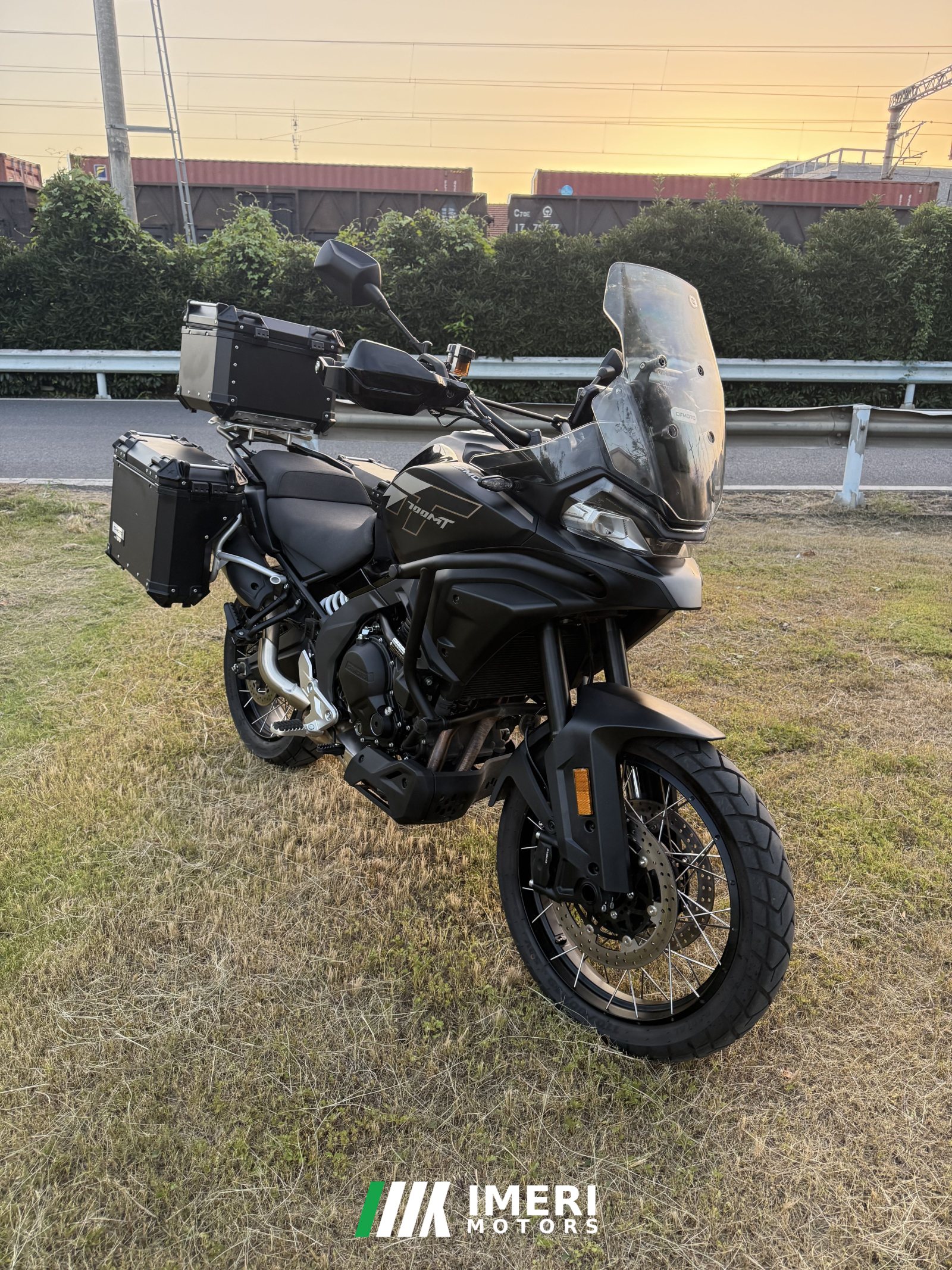 2025 CFMOTO 700MT