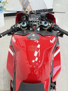 Ducati Panigale V4 1100 cc - ფოტო 6