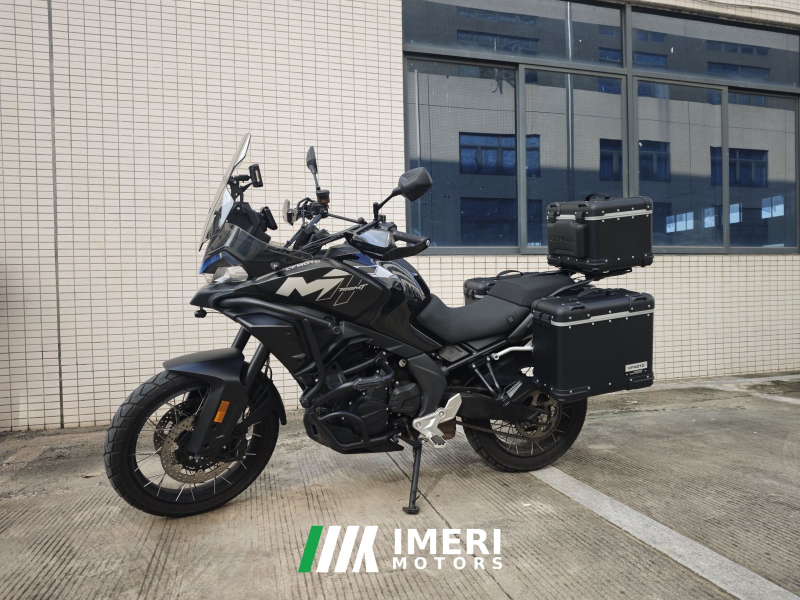 2025 CFMOTO 700MT