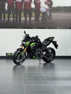 Kawasaki Z900 950 cc - ფოტო 3