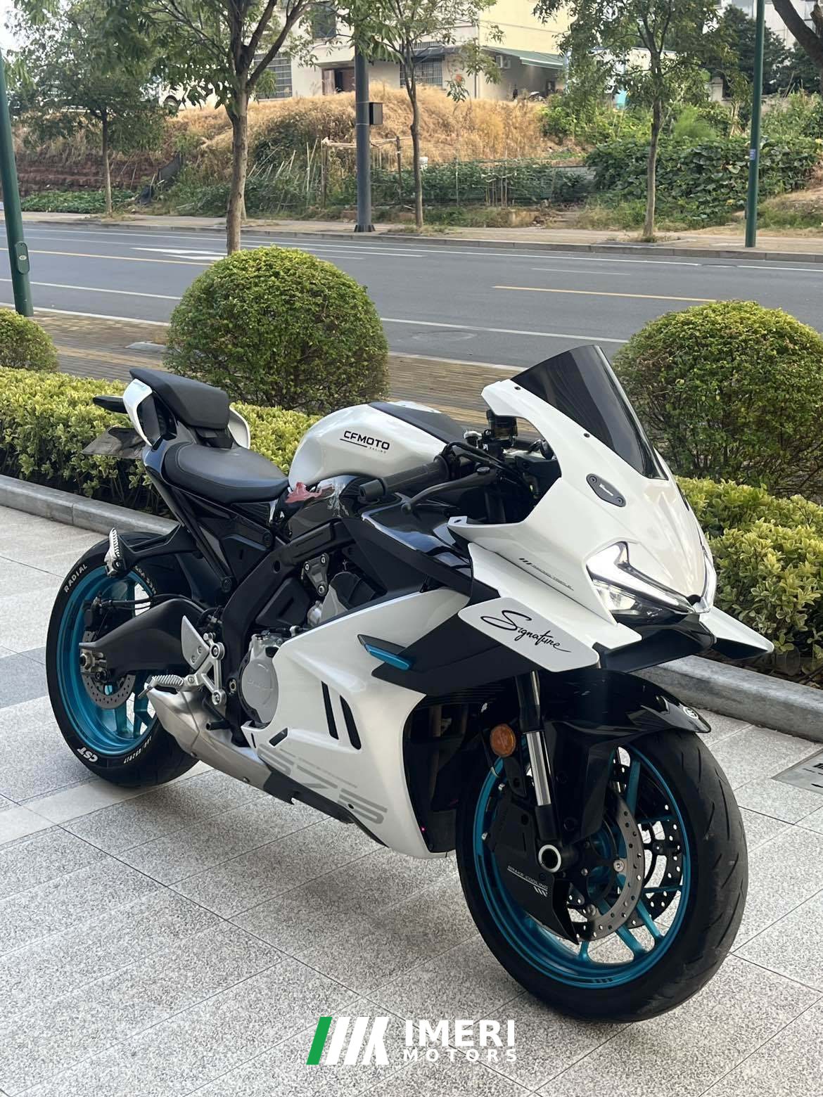 2024 CFMOTO 675SR-R