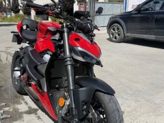 Ducati Street Fighter V2 950 cc - ფოტო 1