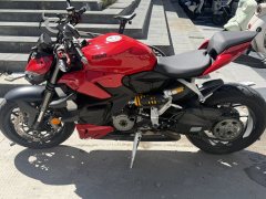 Ducati Street Fighter V2 950 cc - ფოტო 4