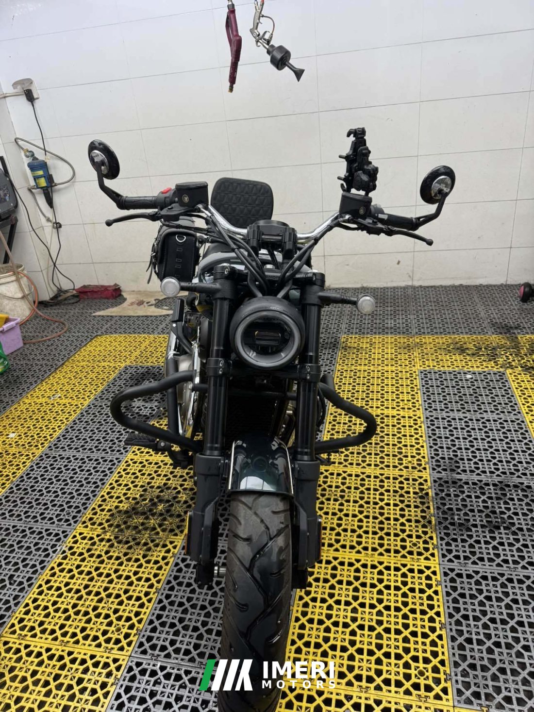 Benda Chinchilla 350 - motorcycle from China