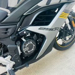 Voge 250RR - ფოტო 8