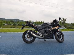 Haojue Suzuki GSX250R - ფოტო 4